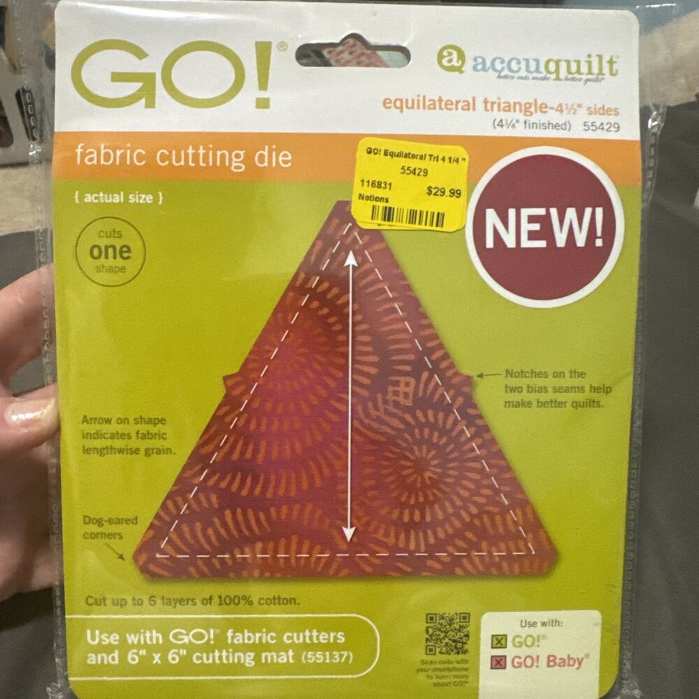 AccuQuilt GO! Equilateral Triangle 4½” Fabric Cutting Die #55429 New Sealed HTF